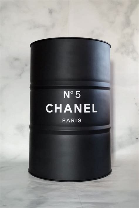 Barils Chanel Exclusifs : Élégance et Luxe pour Votre Intérieur